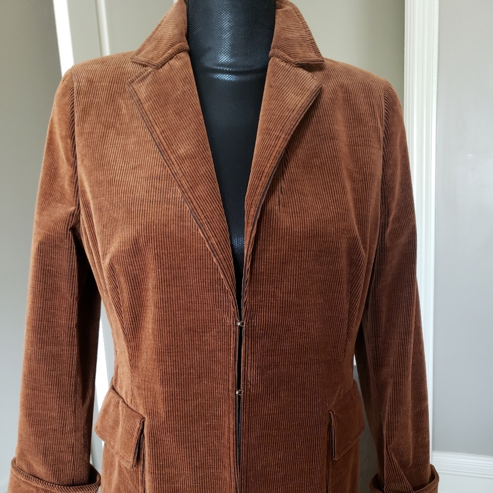 Jacket - Picture 2 of 8